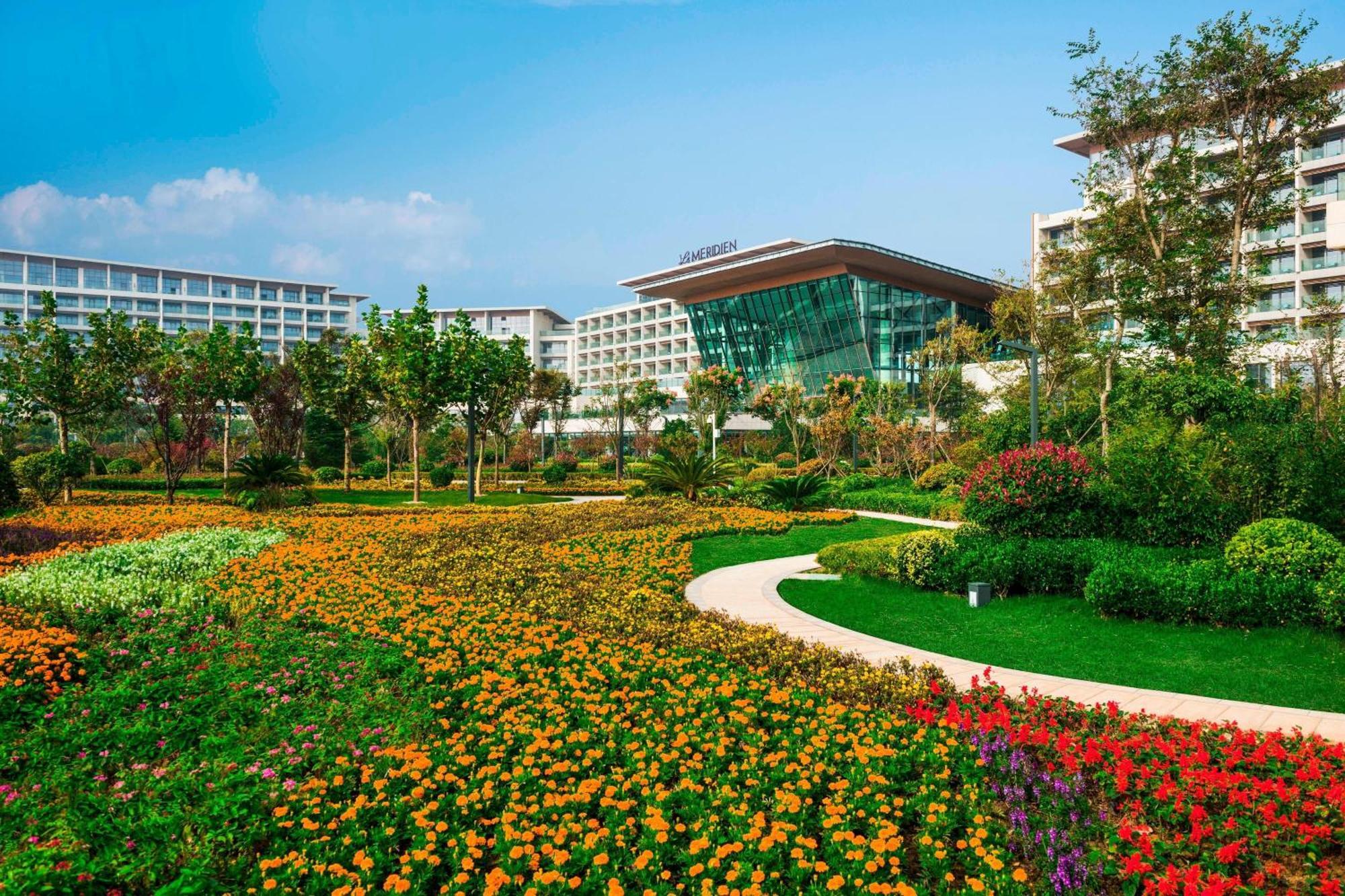 Le Meridien Qingdao West Coast Resort Extérieur photo