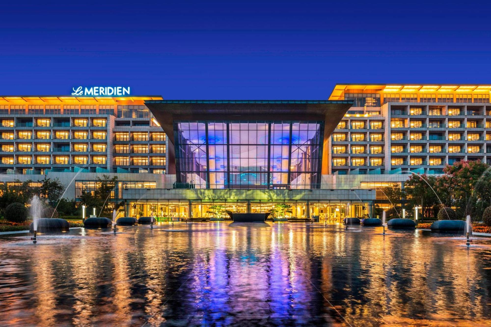 Le Meridien Qingdao West Coast Resort Extérieur photo